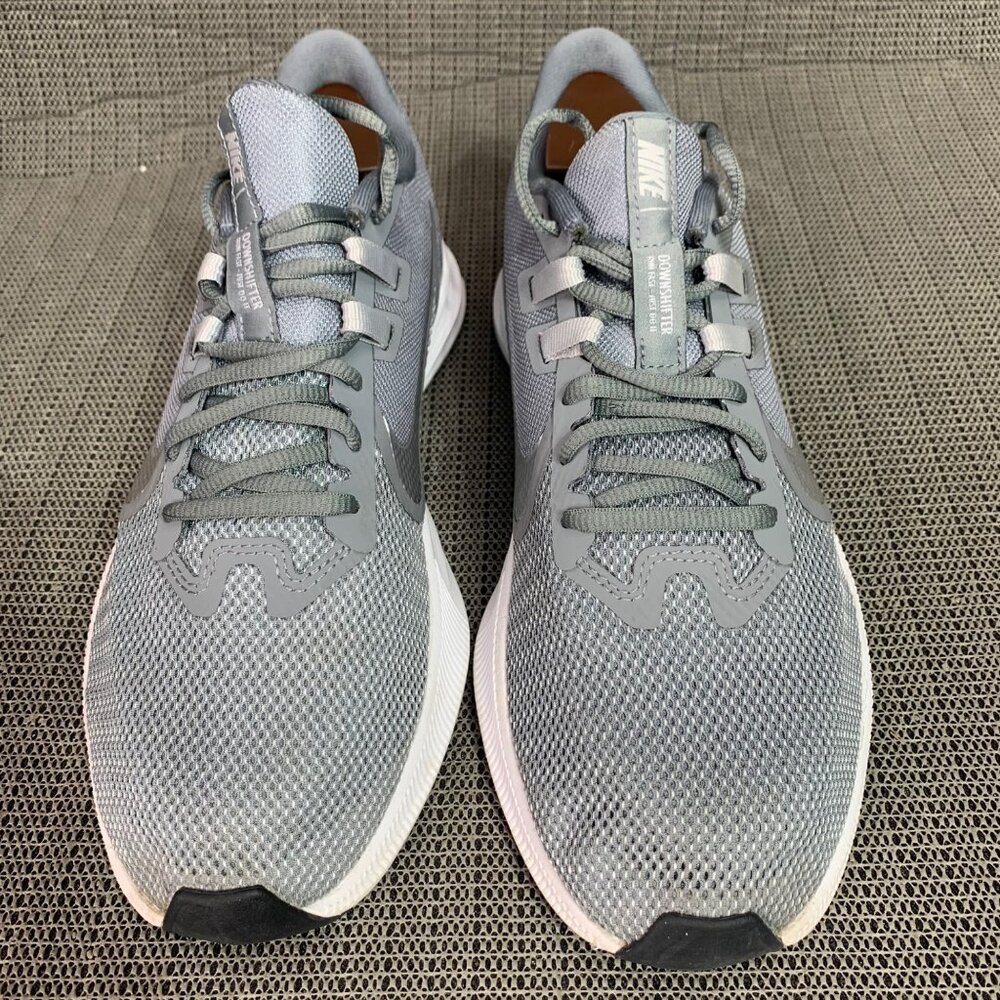 Nike Downshifter 10 Mens Size 10 Running Shoes Gray Mesh - Picture 2 of 7